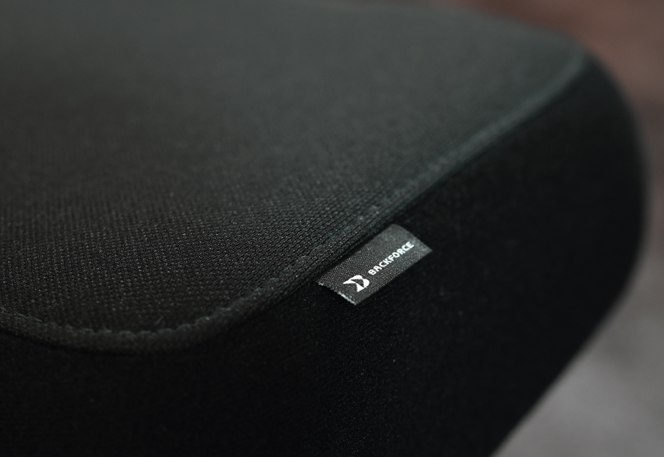 Backforce Logo auf Sitzfläche