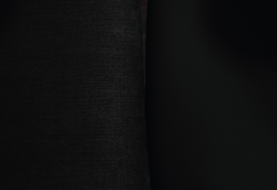 Sitzbezüge im Vergleich: Textil vs. AtmoShell